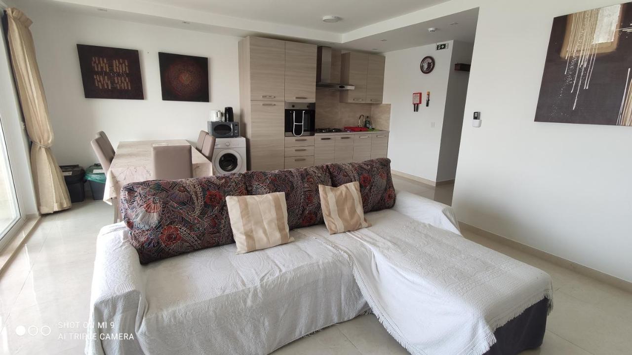 Aquamarine Sea Front Apartments - Third Floor Marsaskala Exterior foto